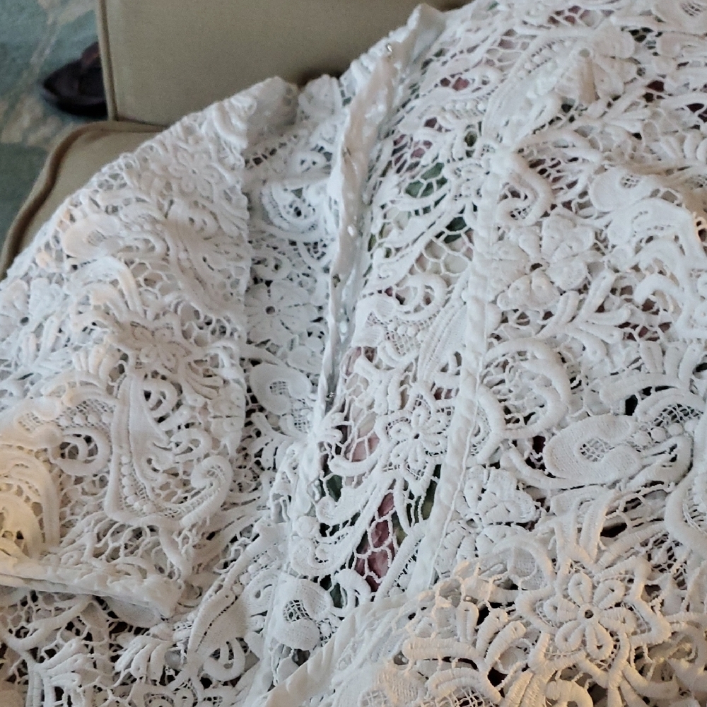 Elegant White Lace Dress